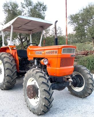 Trattore FIAT modello 480 DT
