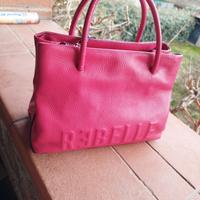 Borsa Rebelle pelle. 