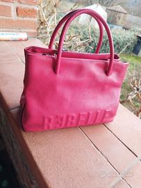 Borsa Rebelle pelle. 