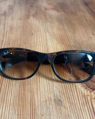 Occhiali da sole Ray Ban New Wayfarer RB2132
