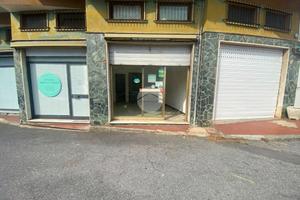 NEGOZIO A COGOLETO