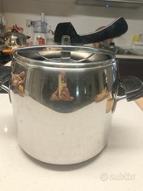 Pentola a pressione Lagostina 