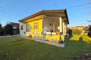 VILLA SINGOLA A GOITO