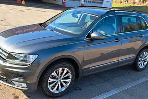 Volkswagen Tiguan 1.4 TSI benzina