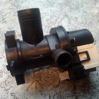 Pompa di scarico per lavatrice modello WHIRLPOOL 