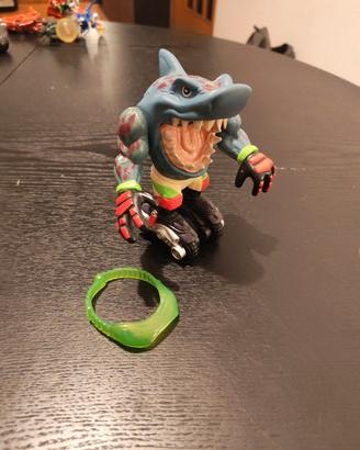 street sharks moto streex  action figure 