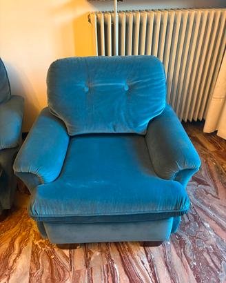 Divano 3 posti e coppia di poltrone vintage