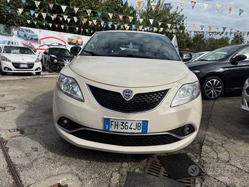 Lancia Ypsilon 1.2 69 CV 5 porte Unyca limited edi