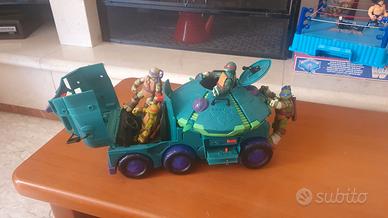 Ninja Turtles Camion con 4 Personaggi