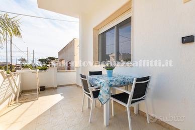 Bilocali moderni sul mare x coppie a torre suda-ga