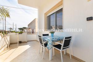 Bilocali moderni sul mare x coppie a torre suda-ga