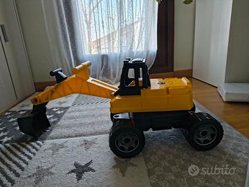 scavatore giocattolo 