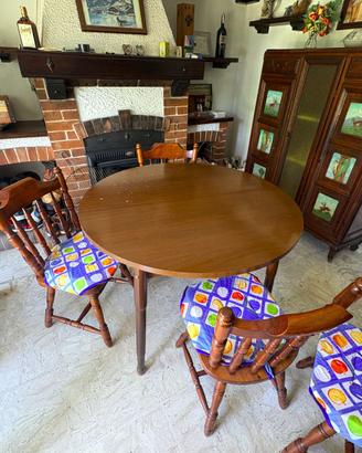 Tavolo Rotondo Allungabile in Legno + 4 Sedie