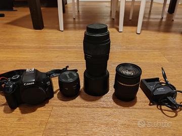 Canon EOS 550 D con serie obiettivi
