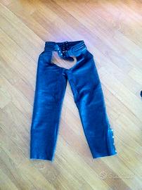 pantaloni in pelle per moto (Chaps)