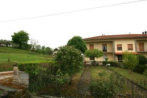 CS116 - Porzione di bifamiliare con ampio terreno