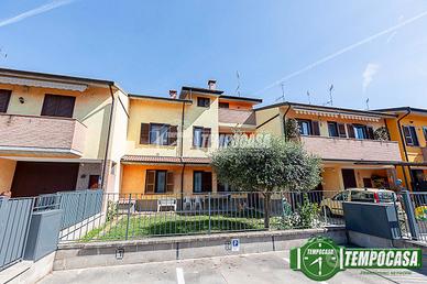 APPARTAMENTO IN VILLA CON BOX E DOPPIO POSTO AUTO