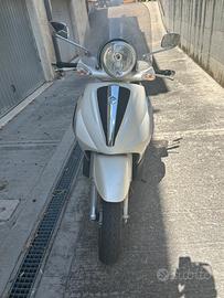Scooter beverly touring 300