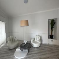 ARREDAMENTO UFFICIO COMPLETO DI DESIGN