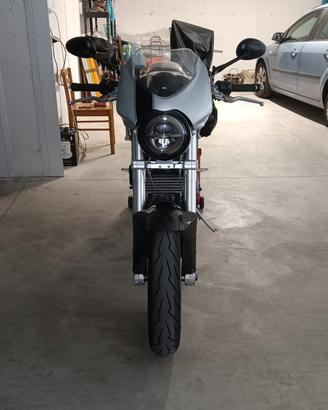 ducati monsters2r 1000