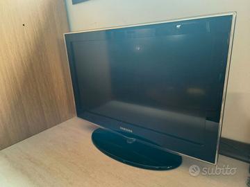 TV SAMSUNG 26 " LE26D450G1W