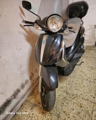 🔥 Piaggio Beverly Tourer 250 250cc – 72.000 km 