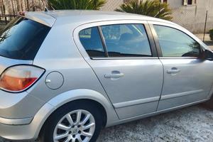 Opel Astra 1.7 hdi 2004