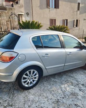 Opel Astra 1.7 hdi 2004
