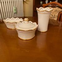 Set vasi d’antiquariato bianchi e oro
