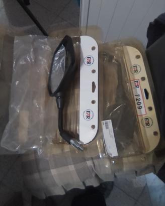 Specchietti retrovisore moto 