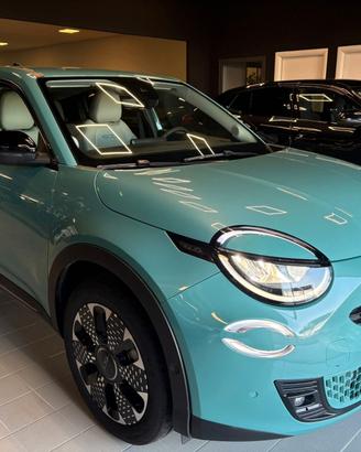 FIAT 600 (2023-->) 600 Hybrid 110 CV DCT MHEV L...
