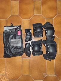 Set protezioni roller adulto FIT 500 nere
