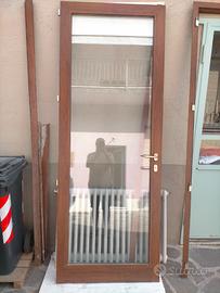 PORTA INGRESSO VETRATA IN ALLUMINIO E VETROCAMERA