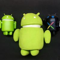 Action figures e peluche Android