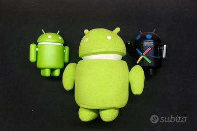 Action figures e peluche Android