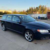 Volvo V70 2.4 D Momentum