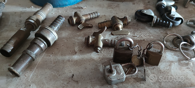 Rubinetti raccordi lucchetti