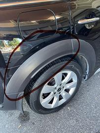 Modanatura arco ruota post dx Mini countryman F60