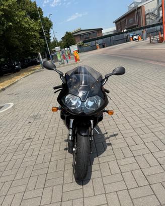 Triumph daytona 995i