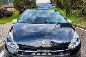Peugeot 208 neopatentati 