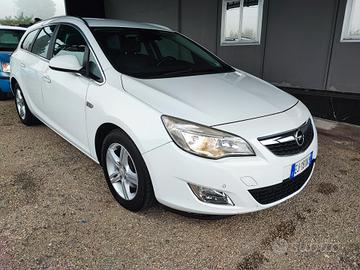 Opel Astra 1.7 CDTI 125CV RISERVATA A OPERATORI DE
