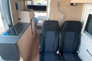 Iveco daily camperizzato a libretto con gancio