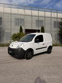 RENAULT KANGO 1.5 TDI  PASSO CORTO.