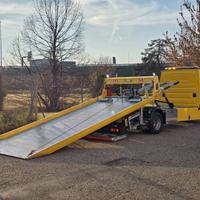 Carroattrezzi iveco daily 72q