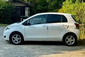 toyota Yaris 2011