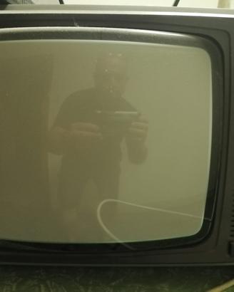 TV PHILIPS 14 pollici  A COLORI ANNO 1980