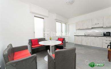 CAMERA CON BAGNO PRIVATO