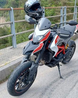 Ducati Hypermotard 821 SP