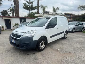 Peugeot Partner Tepee Mix BlueHDi 120 S&S Active