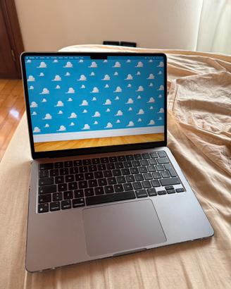 MacBook Air M2